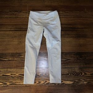 Outdoor voices 7/8 leggings in color Sand